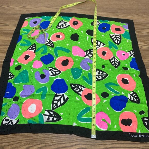 Vintage LOUIS FERAUD  Multicolor Silk scarf 26” Square Floral - Picture 4 of 5